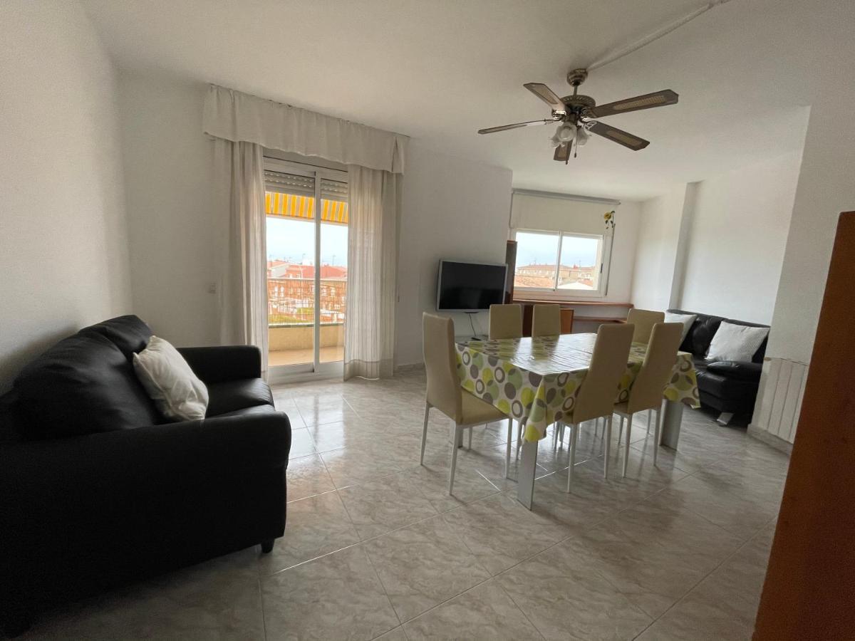 Apartamento Para 7 Personas En Calafell, Barcelona. Bagian luar foto